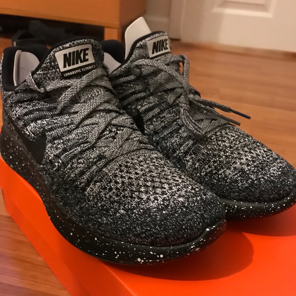 Women’s Nike Lunar Epic Low Flyknit